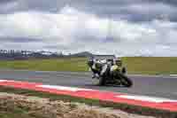 cadwell-no-limits-trackday;cadwell-park;cadwell-park-photographs;cadwell-trackday-photographs;enduro-digital-images;event-digital-images;eventdigitalimages;navarra;no-limits-trackdays;peter-wileman-photography;racing-digital-images;trackday-digital-images;trackday-photos